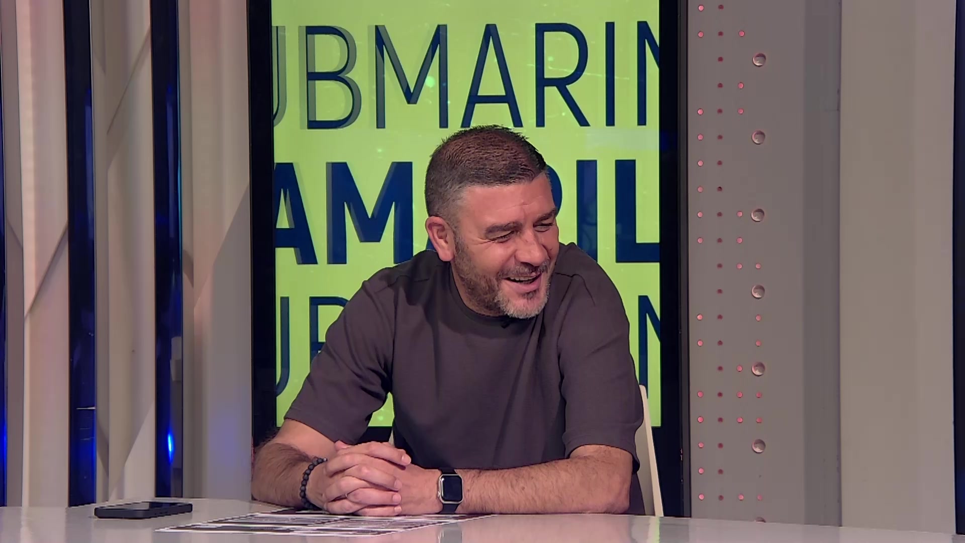 SUBMARINO AMARILLO 2026-10-05