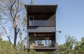 Creatividad en la austeridad. seis proyectos de arquitectura sostenible en latinoamérica