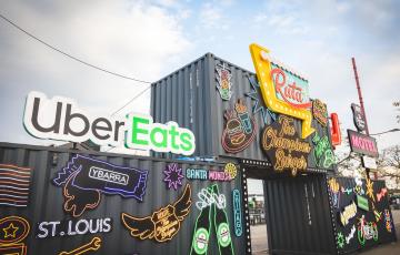 The champions burger llega por primera vez a cádiz 
