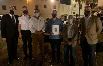 Francisco Jesús Lozano , José Peña, Cristobal López Gandara, Francisco José Trigo, Padre Francisco Gutiérrez, y Pablo Durio, durante el concierto de marchas procesionales, organizado por la Archicofradía del Carmen.