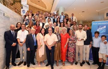 Los socios del Skal Internacional Cádiz durante la celebración del 50 aniversario en el Hotel Playa.