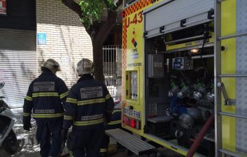 noticias cadiz incendio en el puerto.jpg