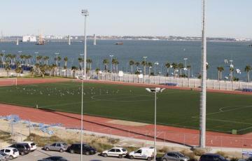 l.complejo-deportivo-puntales-la-paz-3_1393422147.jpg