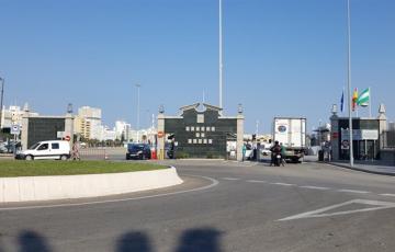 noticias cadiz entrada muelle de cadiz.jpg