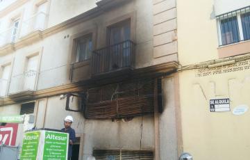 noticias cadiz INCENDIO SUPERMERCADO TARIFA.jpeg