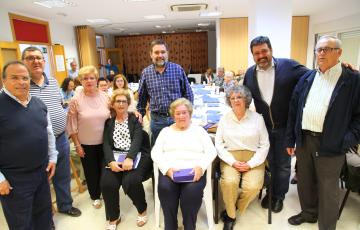 noticias cadiz homenajes vecinas la laguna.JPG