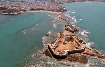 wall_big_castillo-de-san-sebastian.jpg