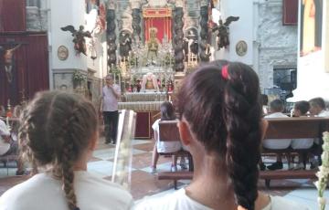 noticias cadiz ofrenda a la patrona del rosario.jpg