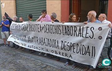 noticias cadiz protesta trabajadora electrica_0.jpg