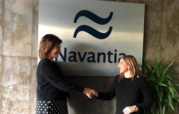 noticias cadiz Irene Garcia con la presidenta de Navantia.jpg