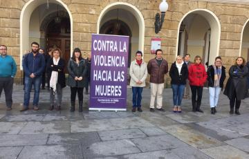 noticias cadiz minuto de silencio Laura.jpg