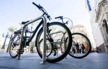 noticias cadiz-aparcamiento bicicletas ayuntamiento -006_1.jpg