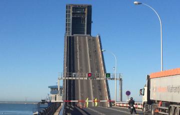 noticias cadiz Puente abierto.jpg