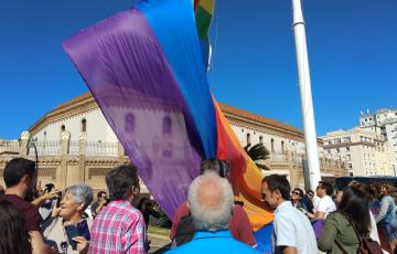 noticias cadiz bandera lgtbi.jpg