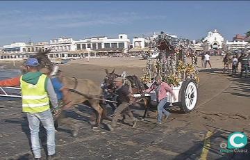 noticias cadiz embarque simpecado bajo guia.jpg