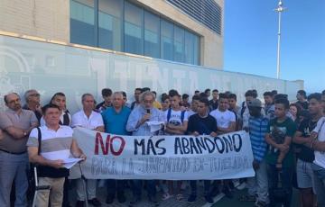 noticias cadiz concentracion cadiz jovenes migrantes.jpg