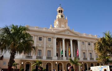 noticias cadiz Ayuntamiento fachada_0.jpg