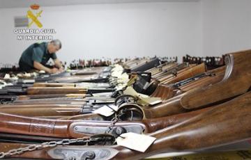 noticias cadiz armas guardia civil.jpg