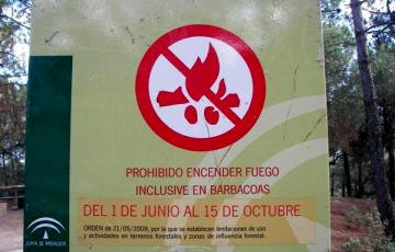 Cartel Prohibido Barbacoas.jpeg