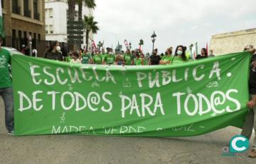 HUELGA EDUCACION.jpg