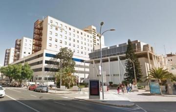 El hospital Puerta del Mar afronta el fin de semana con 34 casos positivos en planta y tres ingresos en UCI por Covid 19 