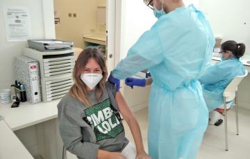 La segunda vacunación se pone en marcha en la provincia de Cádiz