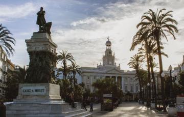 El monumento a Moret a revisión 