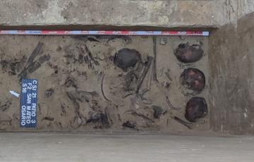 Hallados los restos de cinco represaliados en las medias sepulturas de San José