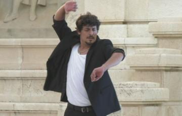 El bailaor y coreógrafo Jesús Carmona durante su actuación en la Plaza de España 