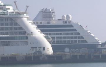Cruceros en el astillero de Cádiz 