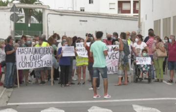 Protesta de vecinos de Marianista Cubillo