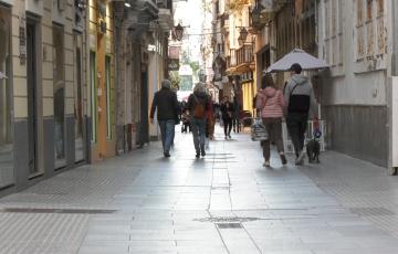 Céntrica calle de Cádiz