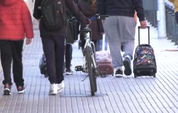 El Ayuntamiento activa el programa Bicicole en seis centros educativos de Cádiz