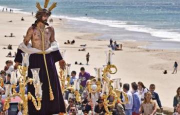 La Virgen del Rosario coincide este año en viernes