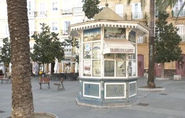 El Ayuntamiento reparará tres kioscos del casco histórico para sacarlos a licitación