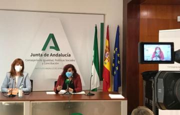 La delegada territorial, Ana Fidalgo, considera que se trata de una apuesta decidida por la colaboración con las familias andaluzas