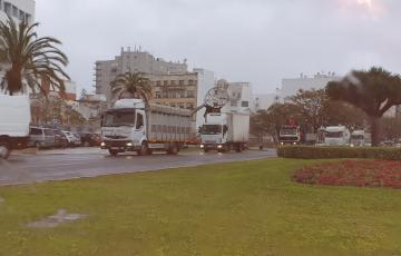 Camiones en caravana de protesta en Cádiz