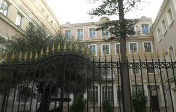El Ayuntamiento y la Real Academia de Bellas Artes alertan sobre las malas condiciones del edificio de la antigua Escuela de Artes del Tinte