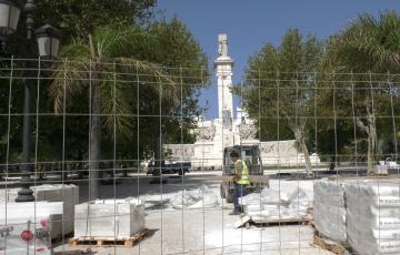 Avances de la obra en el frente del Monumento a las Cortes 