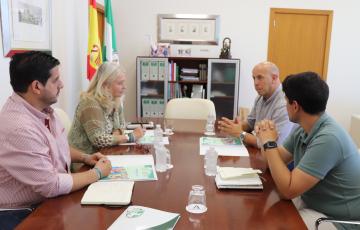 Encuentro entre la Junta de Andalucía y la RFAF.