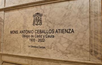 La misa de Fieles Difuntos tendrá un recuerdo especial para don Antonio Ceballos