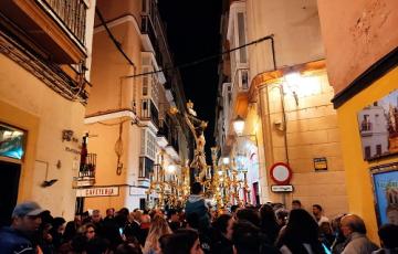 El viernes se celebraron dos Vía Crucis por las calles de la ciudad