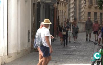 Turistas por las calles de Cádiz 