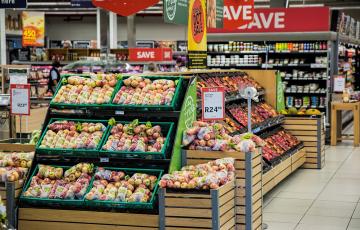 El INE atribuye la escalada del IPC general a la subida de precios de los alimentos