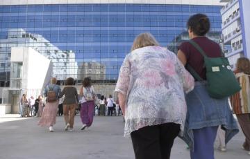 Alzhe Cádiz reivindica innovación ante una enfermedad que espera soluciones desde hace décadas.