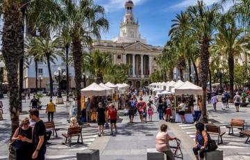 La provincia de Cádiz registra en el tercer trimestre un gasto medio de los turista de 91,50 euros.
