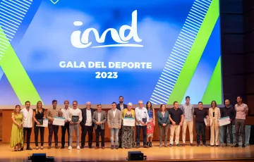 Fotografía de los premiados al cierre de la Gala del Deporte 2023. 