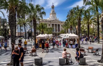 El alcalde señala que Cádiz tiene que cuidar más el turismo