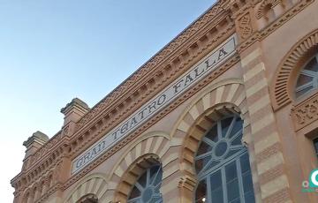 Imagen de las inmediaciones del Gran Teatro Falla donde está previsto recuperar el Paseo de la Fama. 
