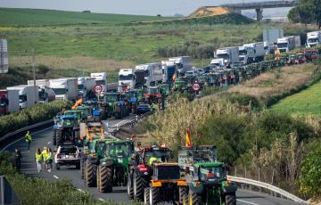 Protesta de tractores y agricultores. 